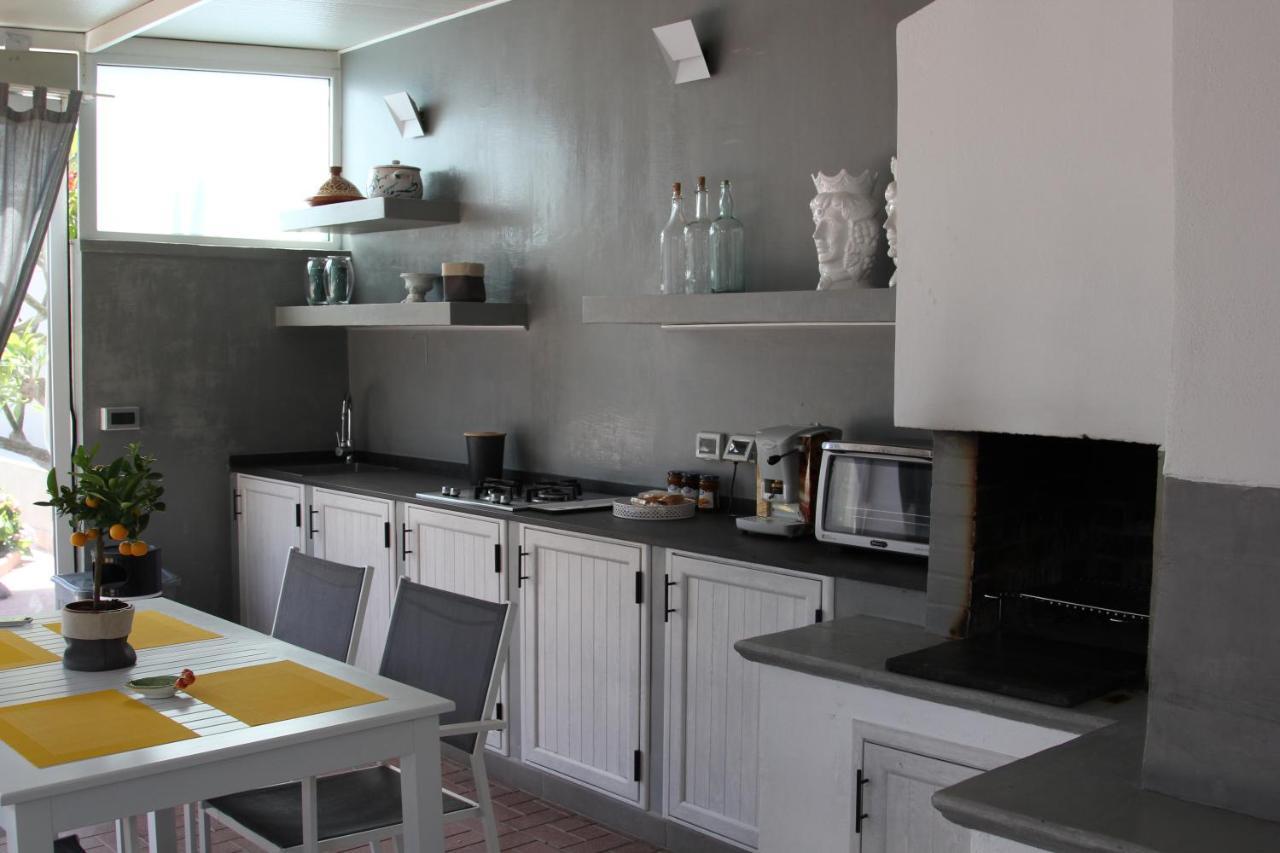 La Casa Del Viaggiatore Milazzo Bagian luar foto
